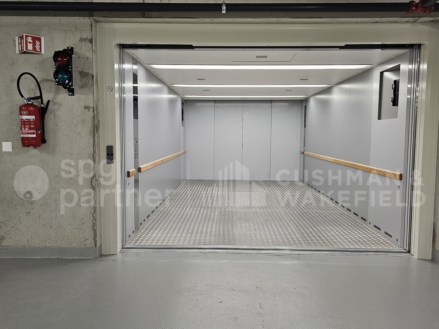 1000m² commercial, photo 6 sur 6