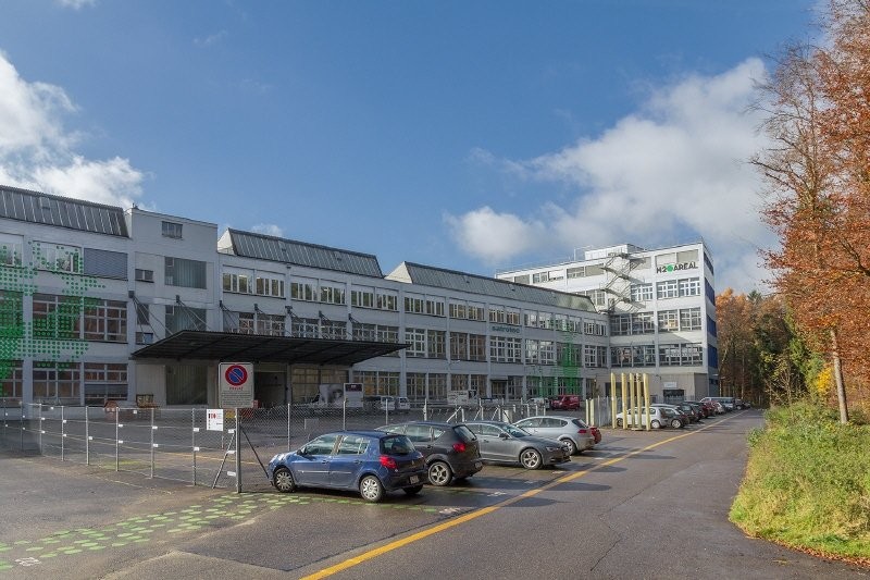 1917m² commercial, photo 1 sur 8