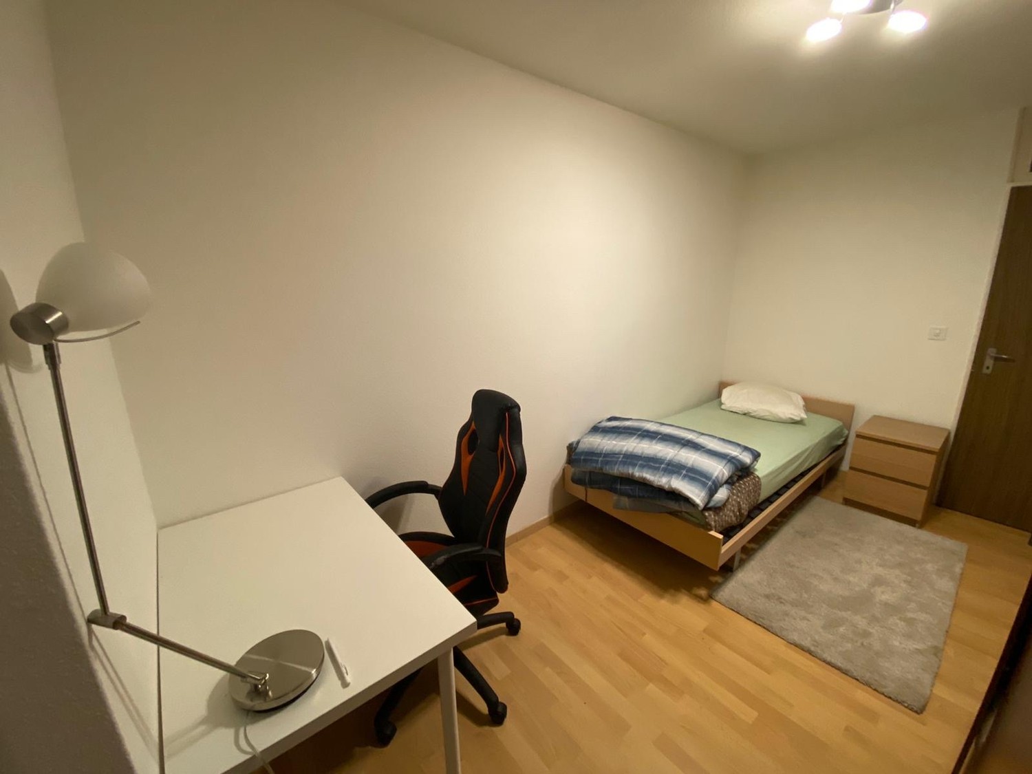 Chambre dans une colocation, photo 1 sur 5