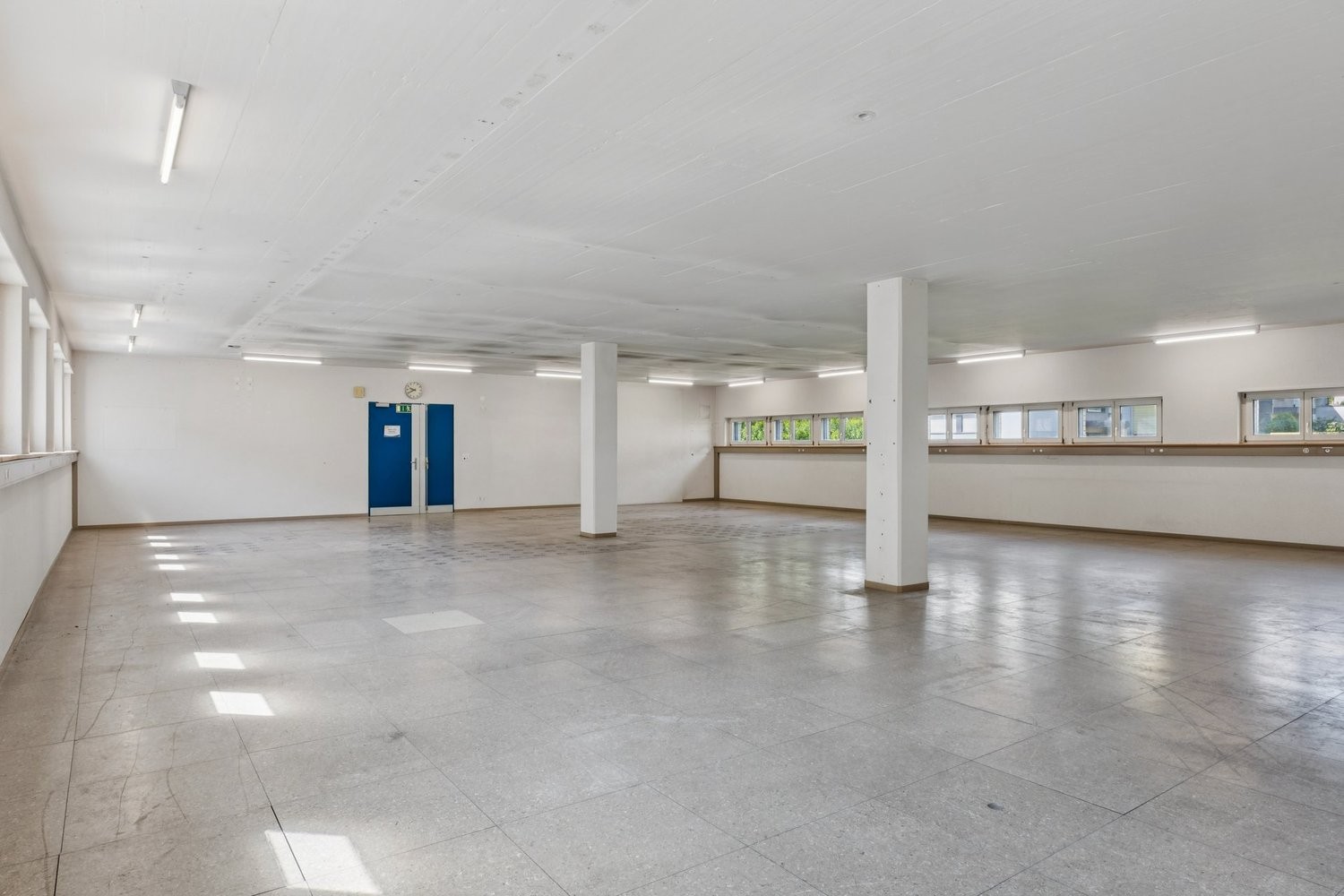 Local de stockage de 203m², photo 10 sur 10