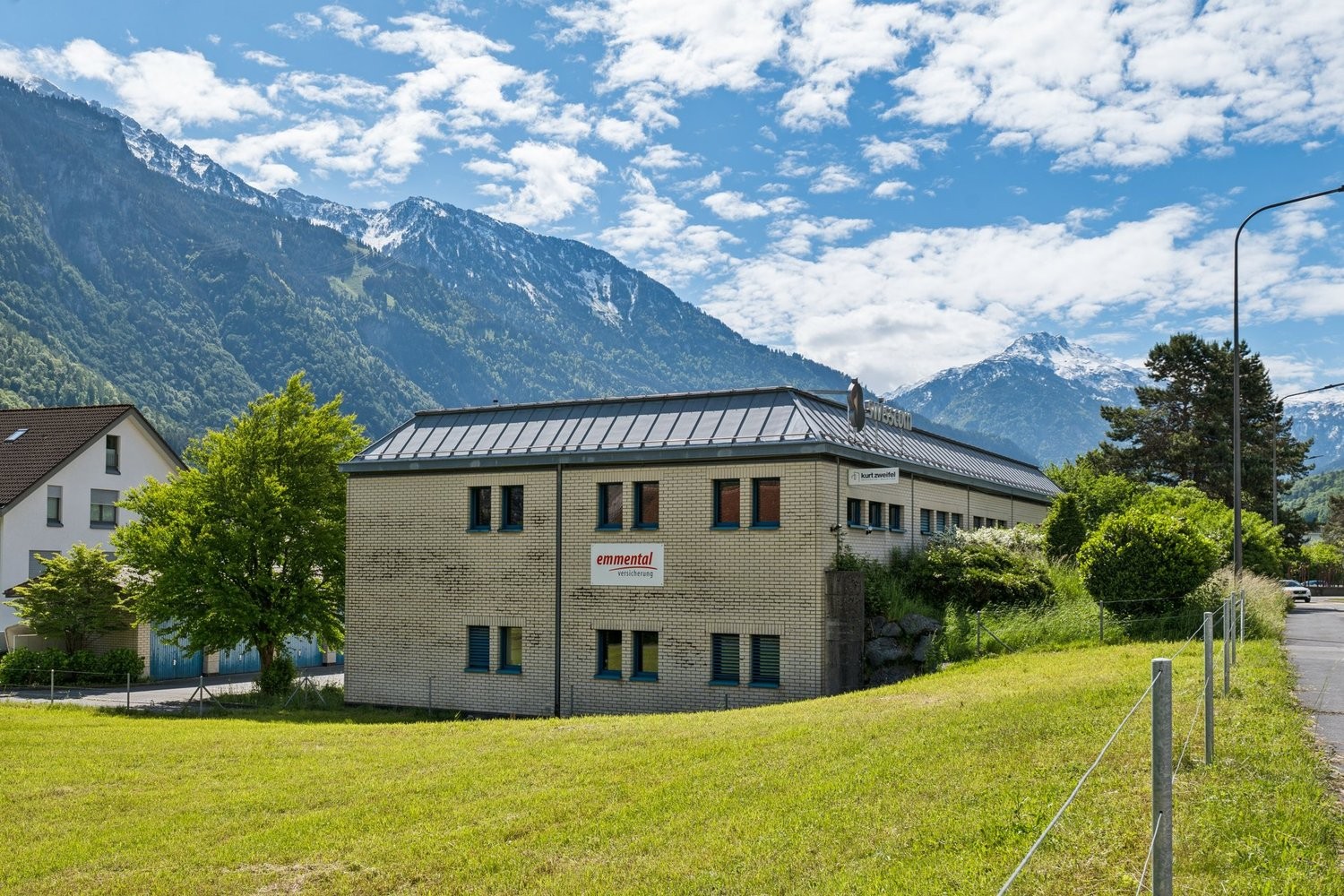 Local de stockage de 203m², photo 1 sur 10