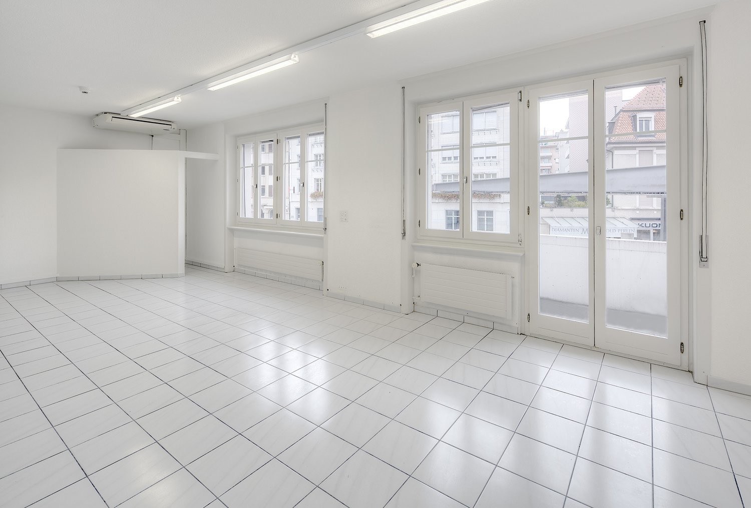 Magasin de 60m²