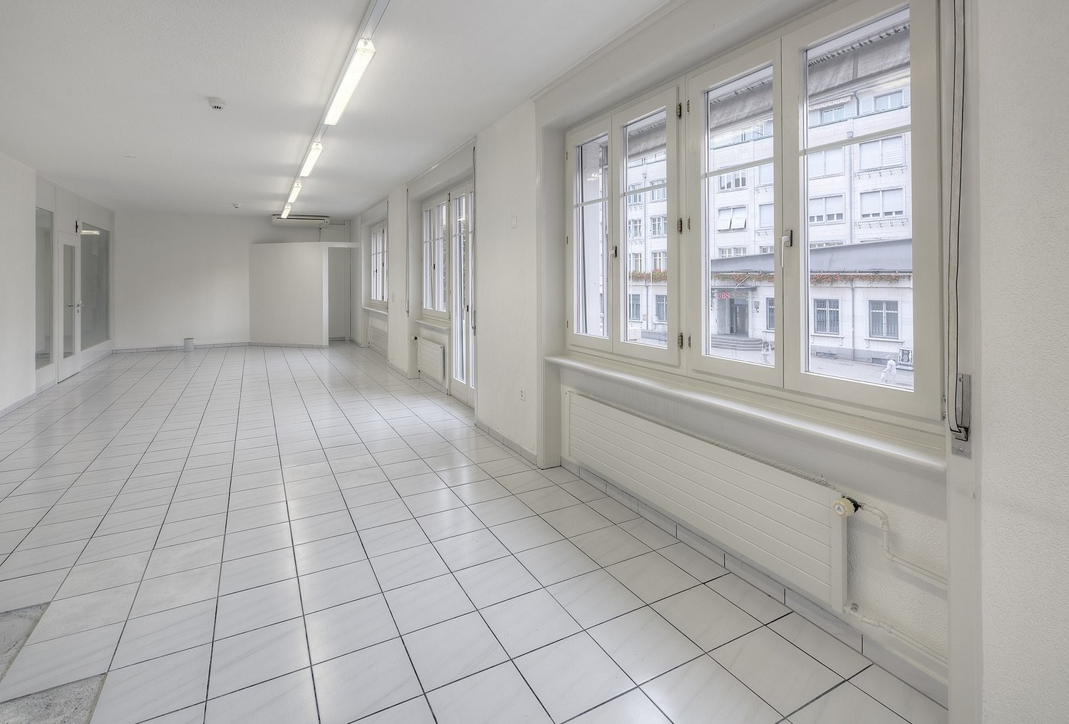 Magasin de 60m²
