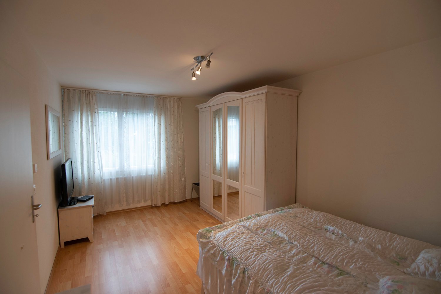 Appartement de 2 ½ pièces, photo 2 sur 10