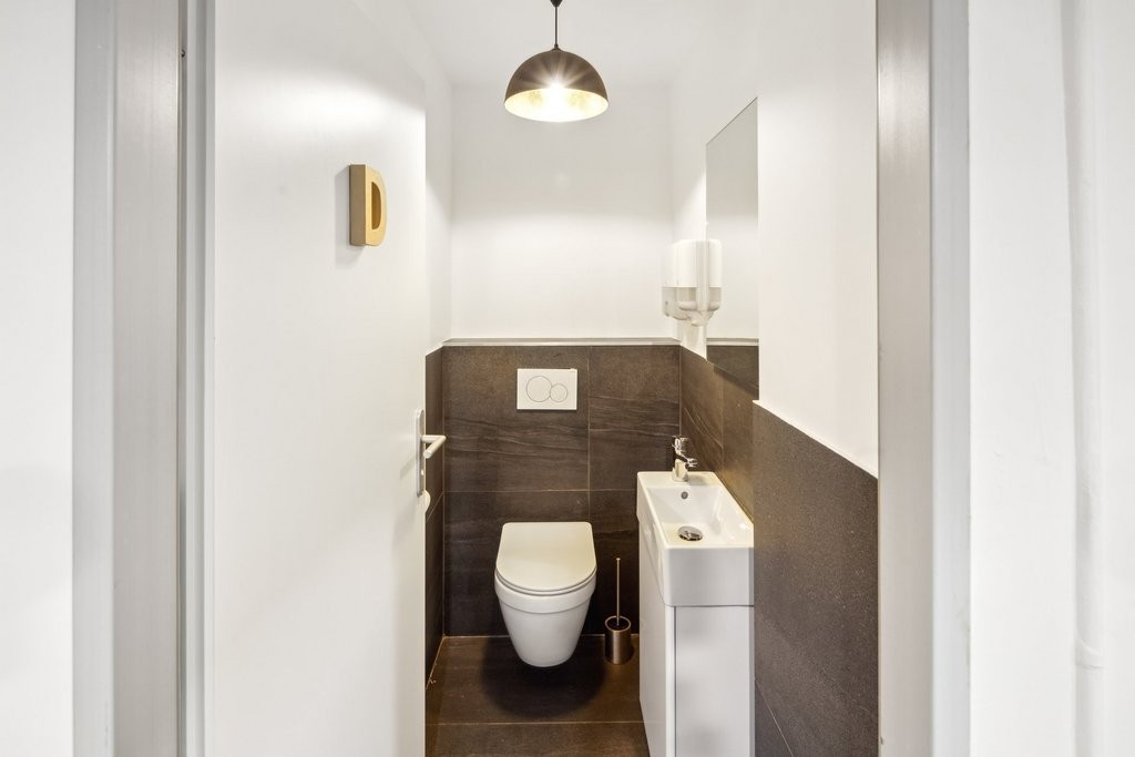 Magasin de 75m², photo 9 sur 10