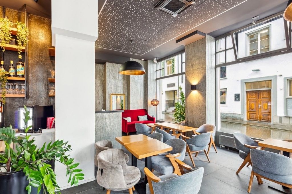 Magasin de 75m², photo 3 sur 10