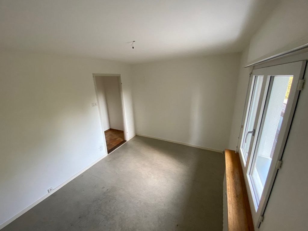 1 pièce mansarde, photo 3 sur 4