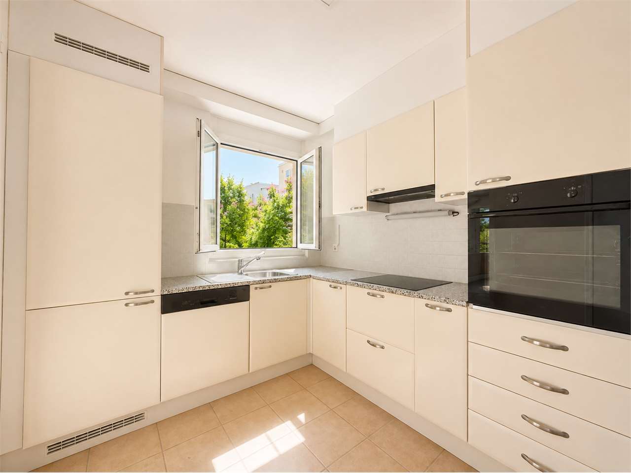 Appartement de 2 ½ pièces, photo 2 sur 7