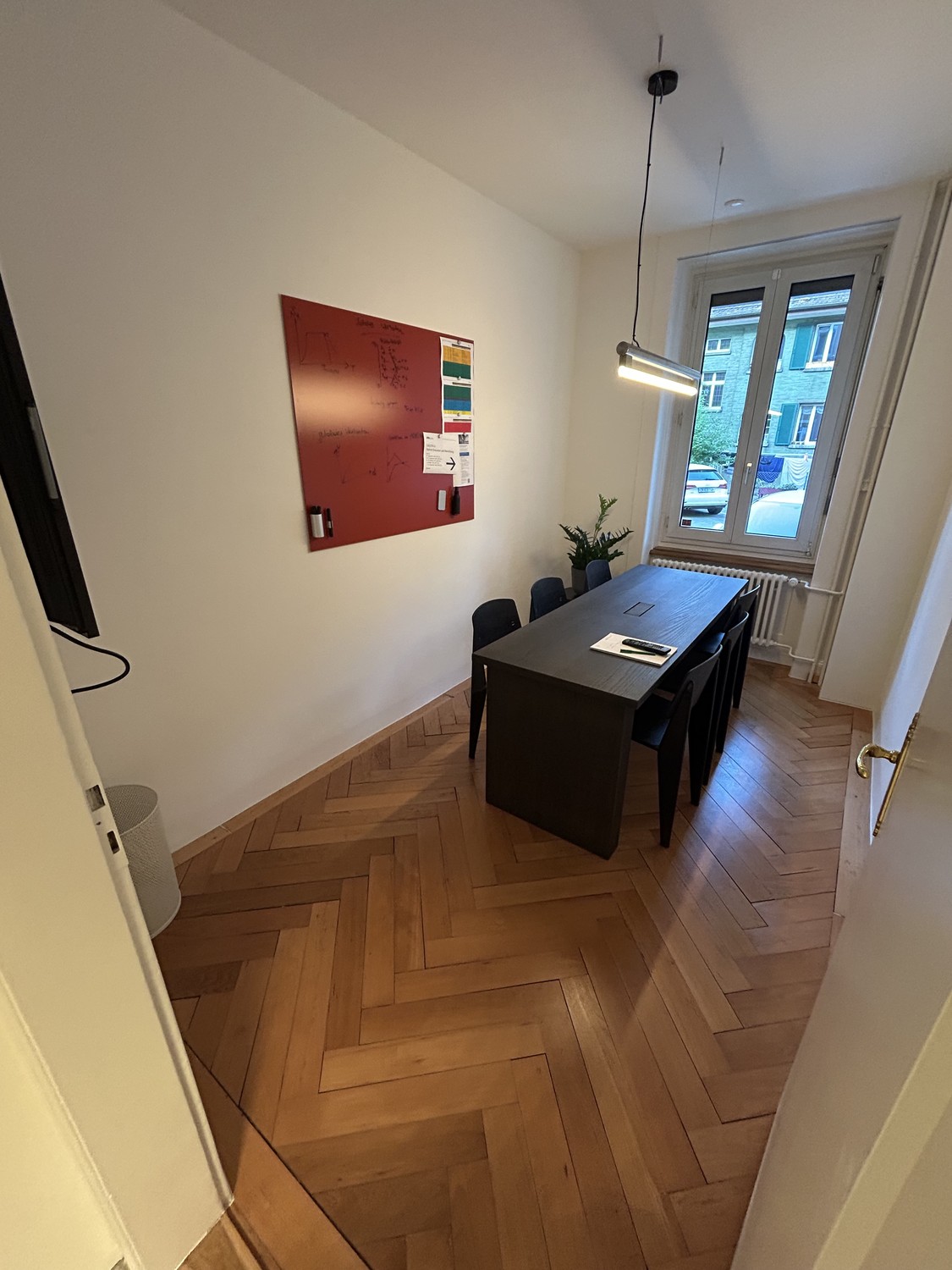 60m² bureau