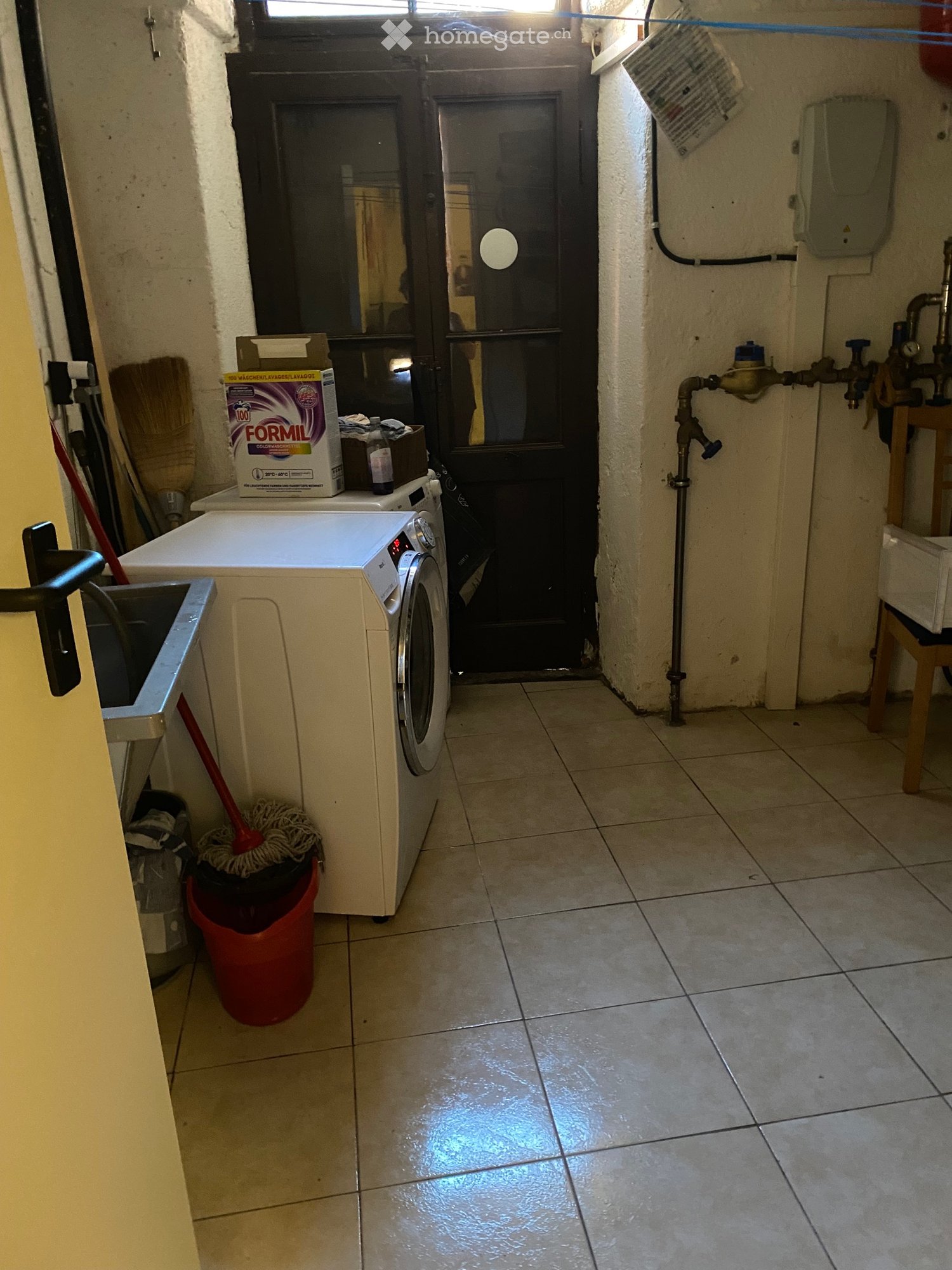 1 room single room