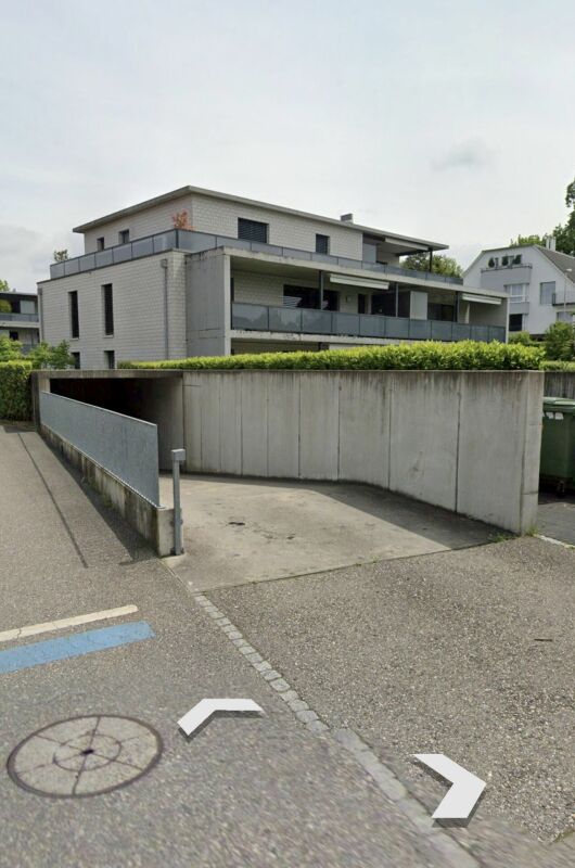 Place disponible, photo 1 sur 5