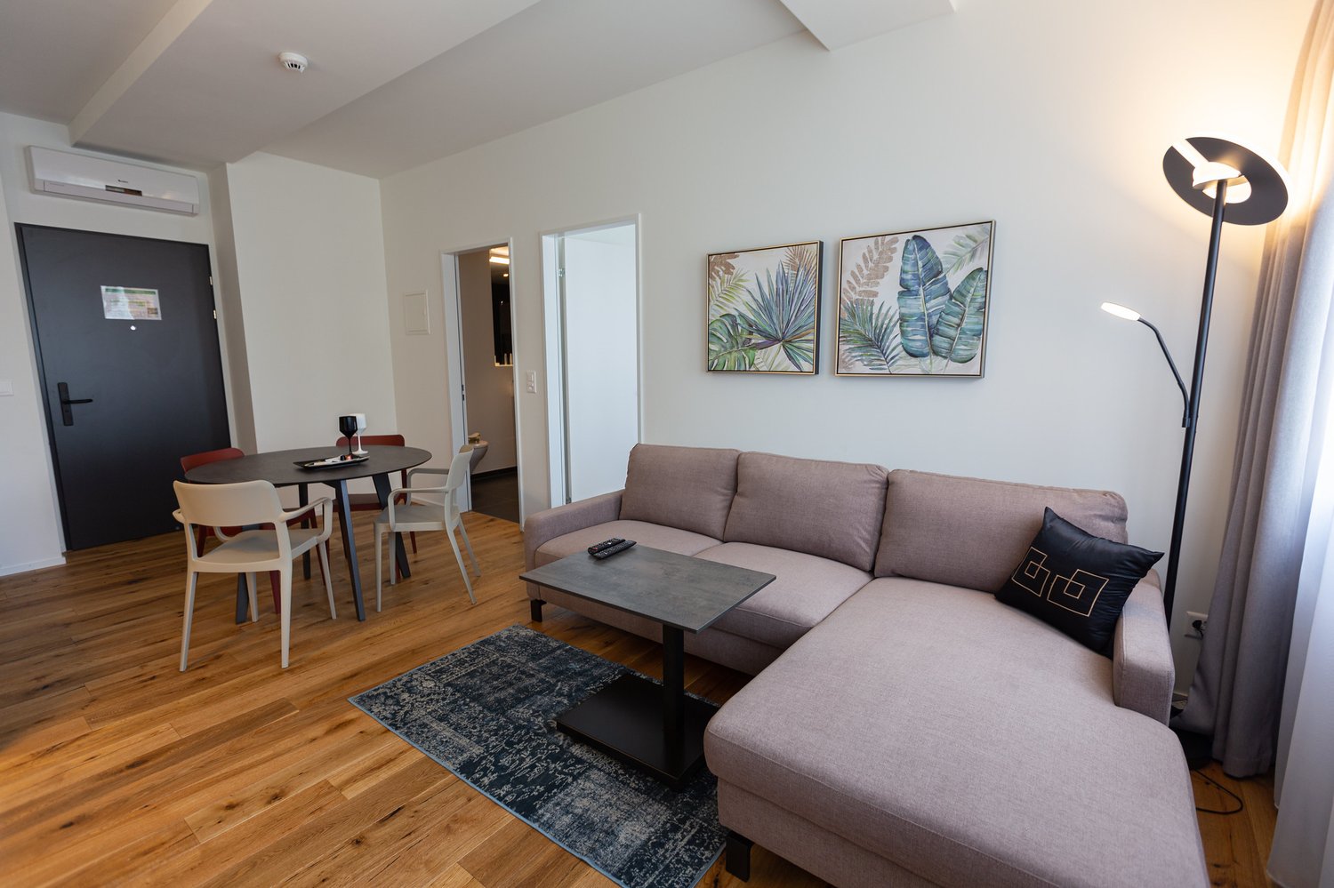 2 ½ pièces appartement meublé, photo 2 sur 10