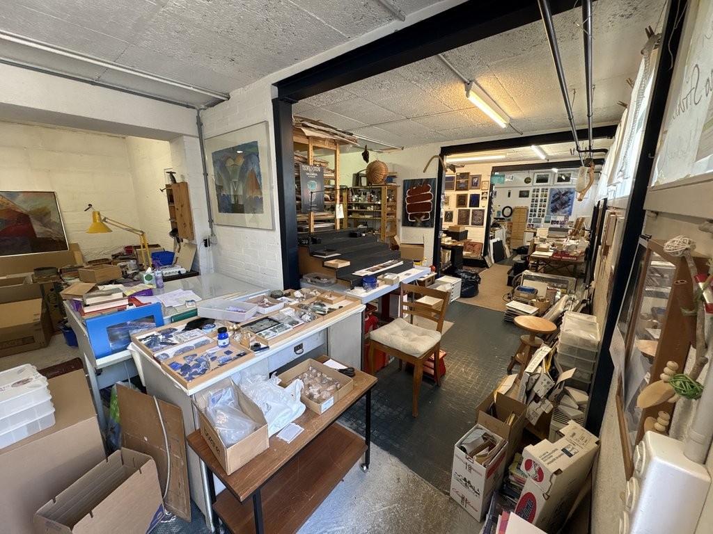 Local de stockage de 95m²