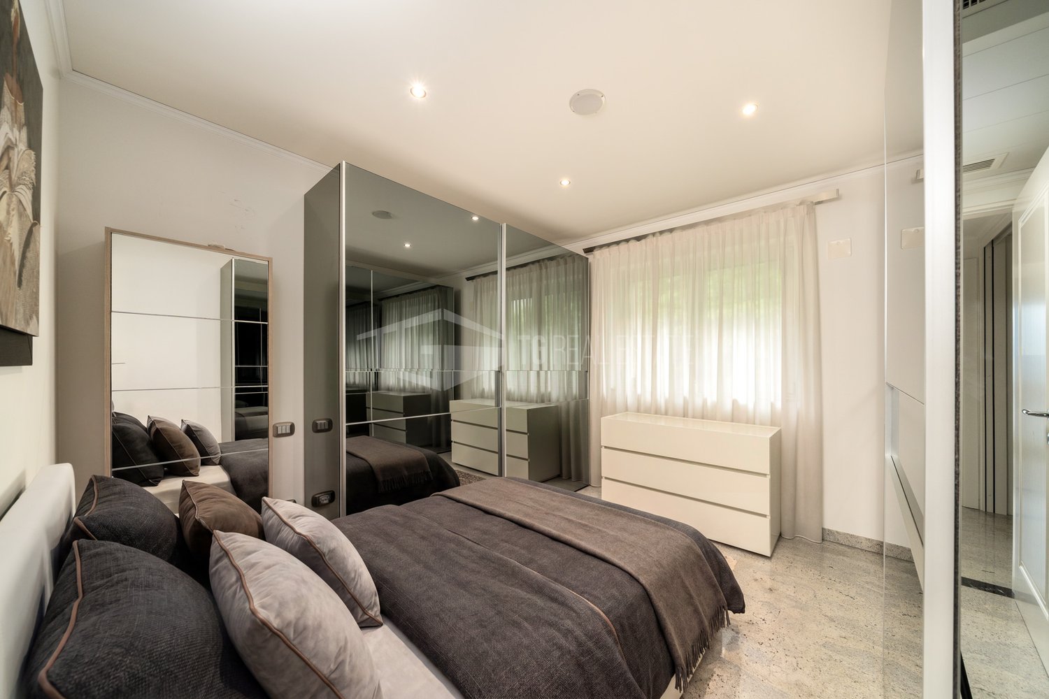 Appartement en attique de 5 ½ pièces