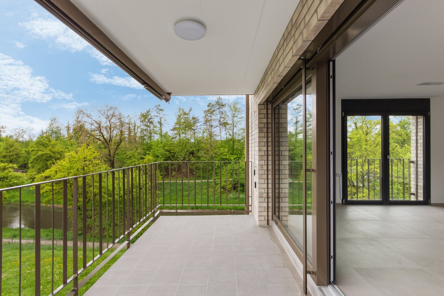 149m² commercial, photo 6 sur 7