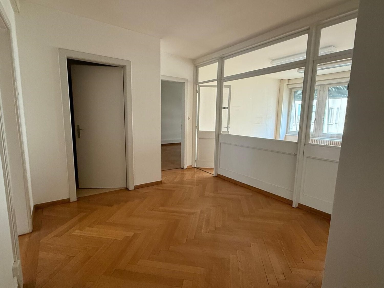 116m² office
