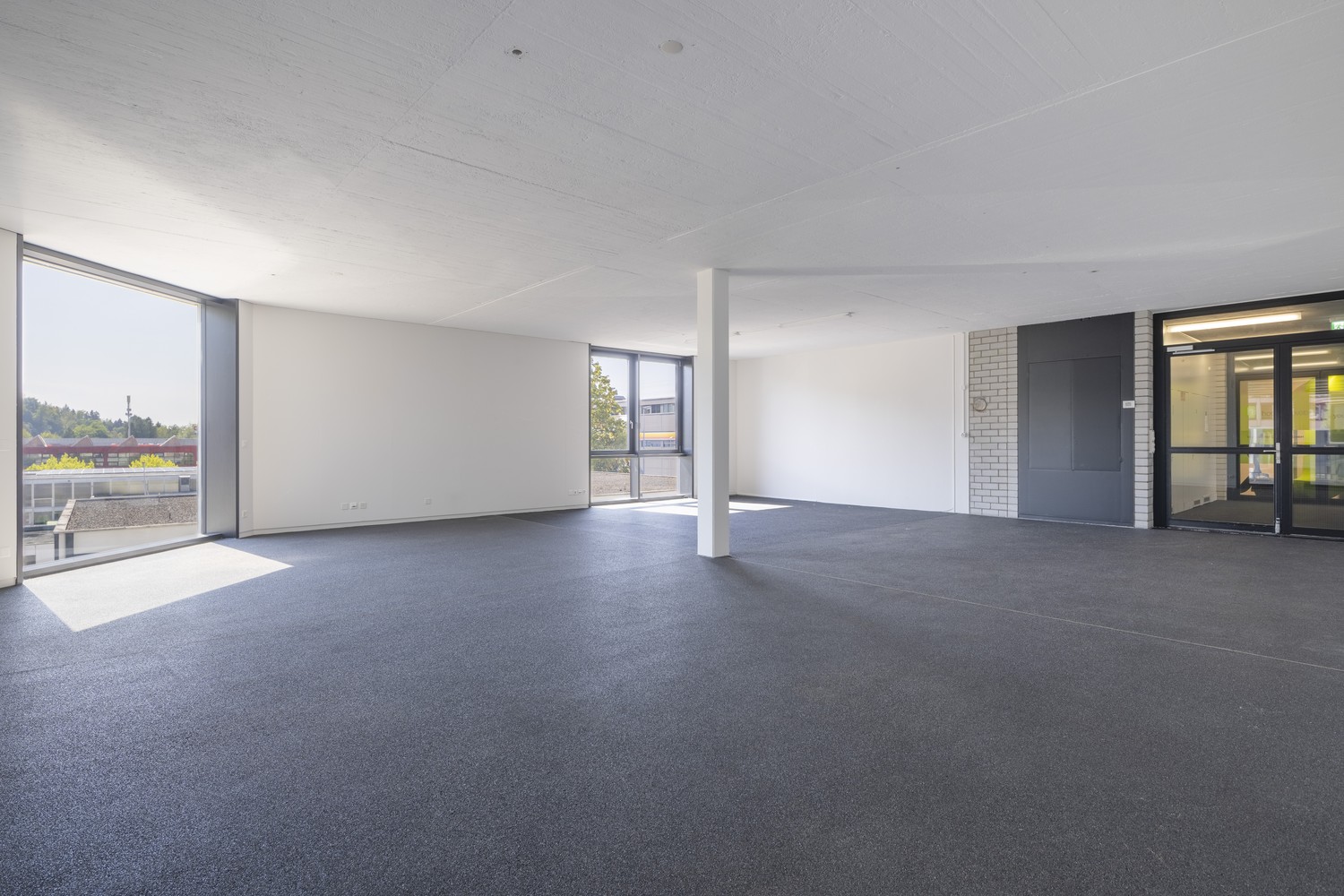 121m² bureau, photo 5 sur 9