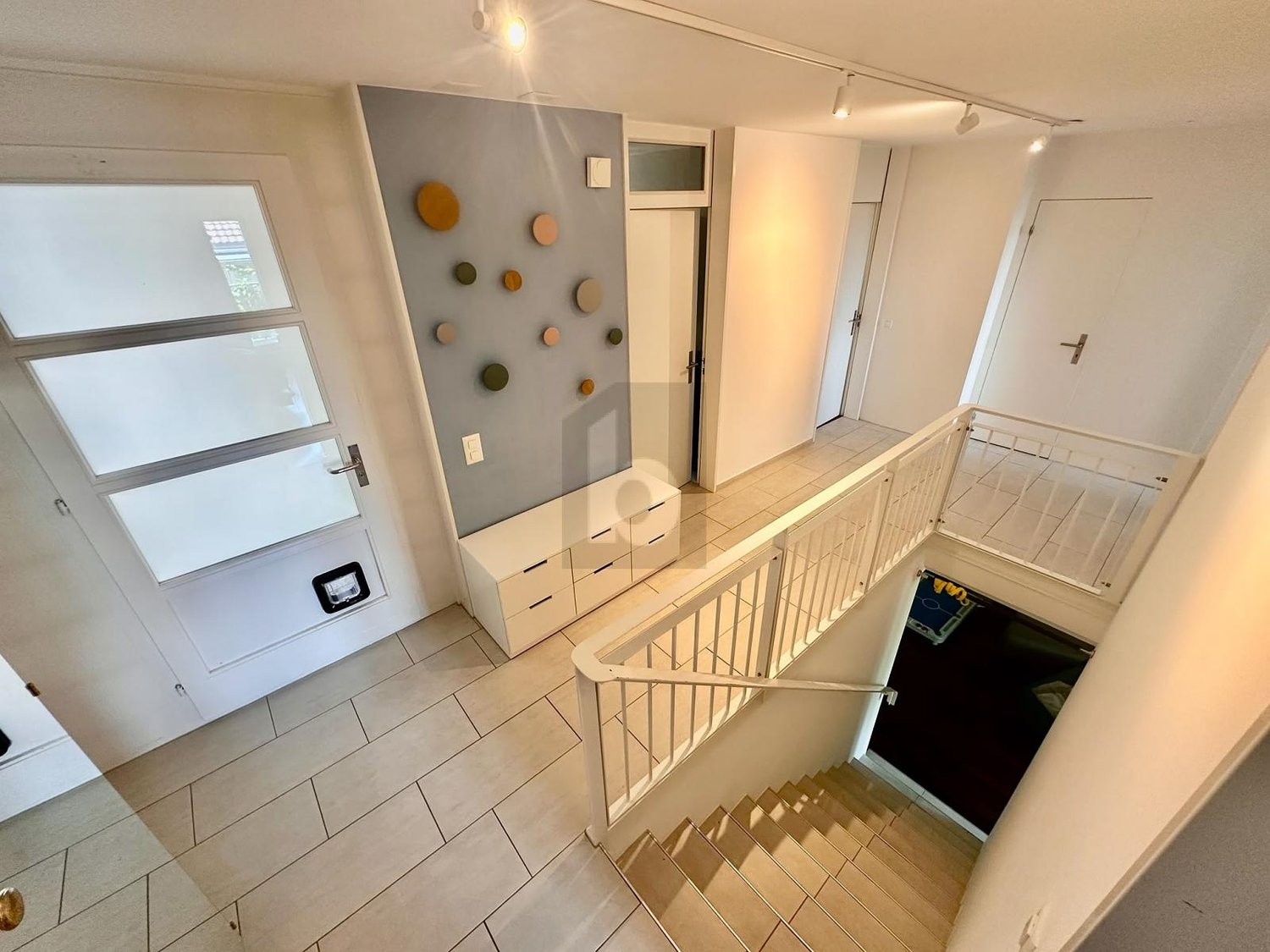 Maison mitagée de 5 ½ pièces, photo 2 sur 4