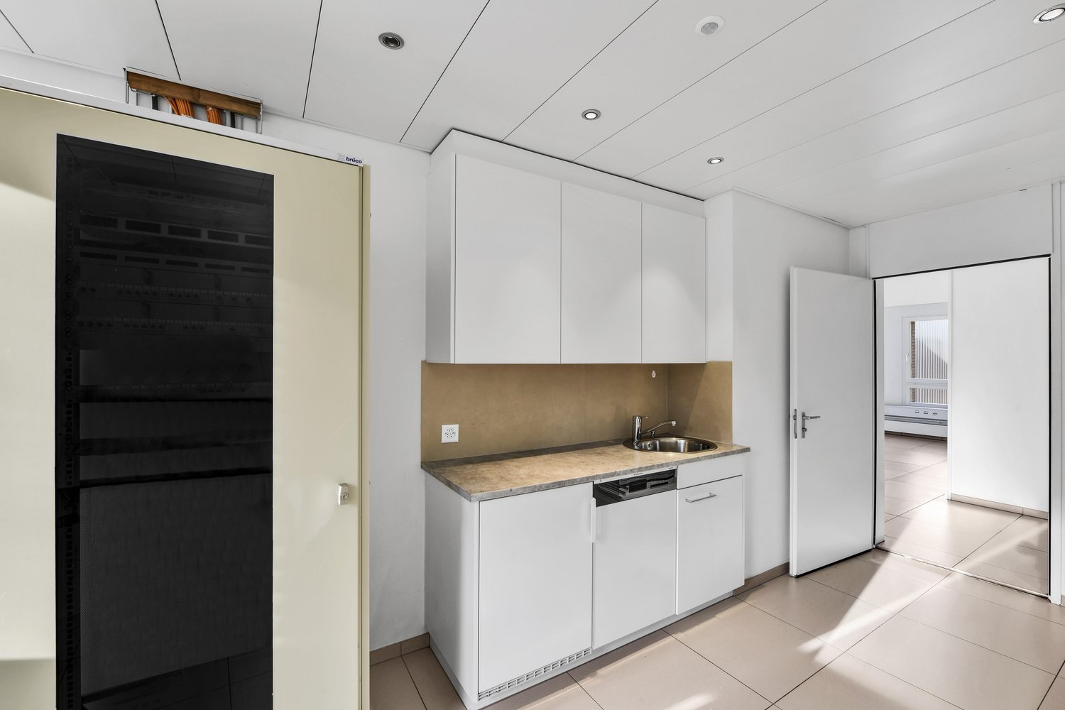 143m² bureau