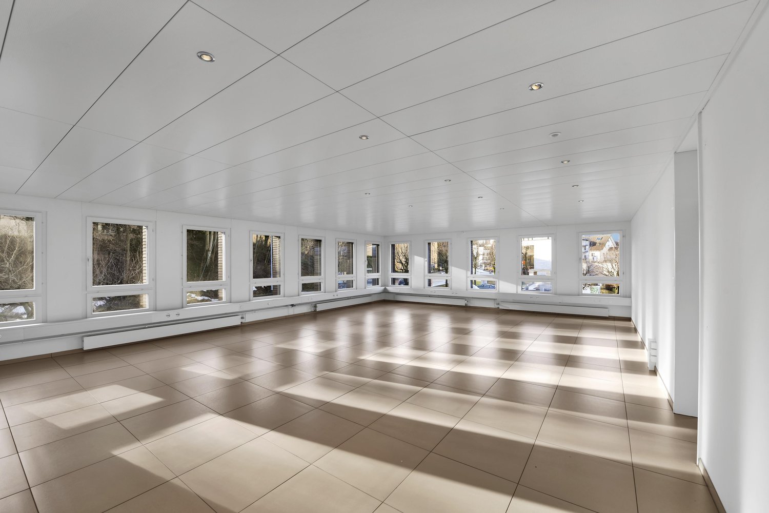 143m² bureau