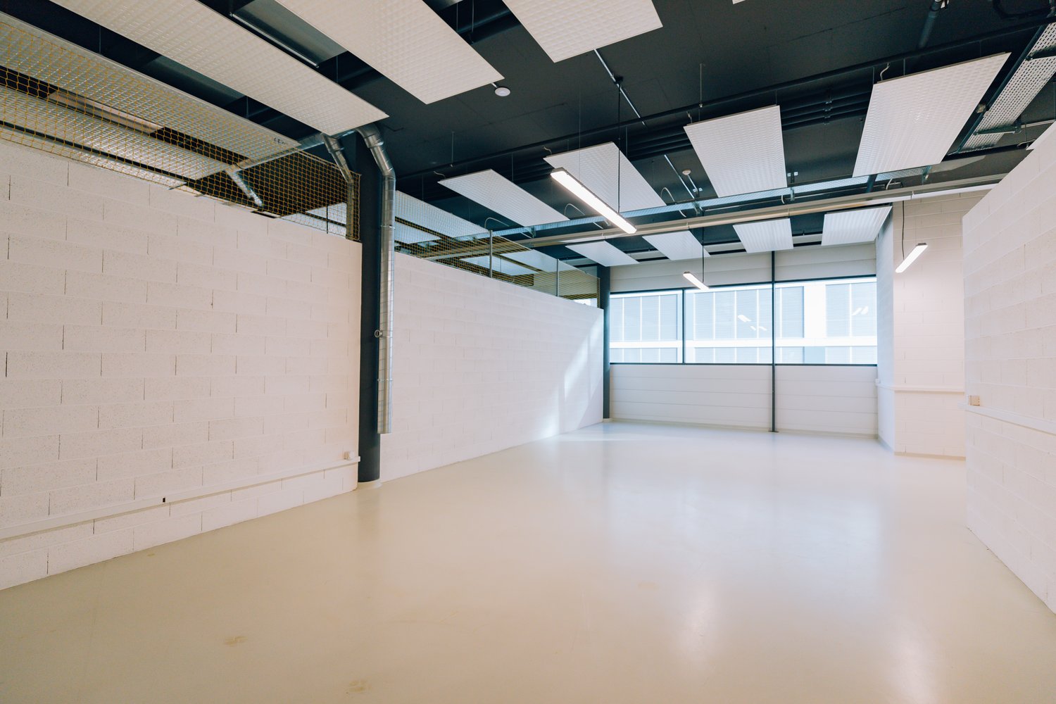 50m² atelier, photo 2 sur 2