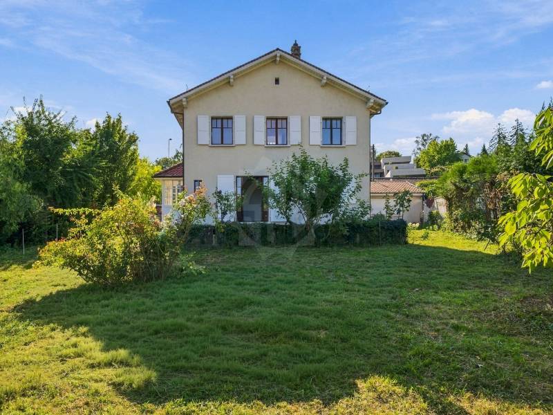 4 rooms single house