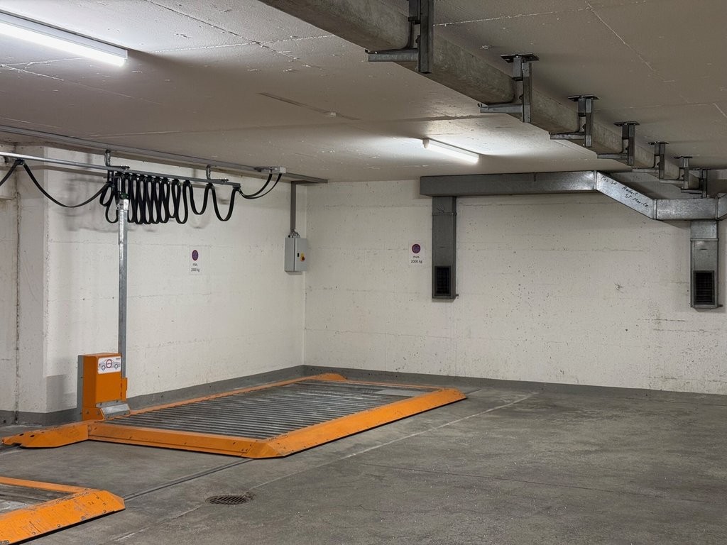 Place de parking souterraine, photo 4 sur 4