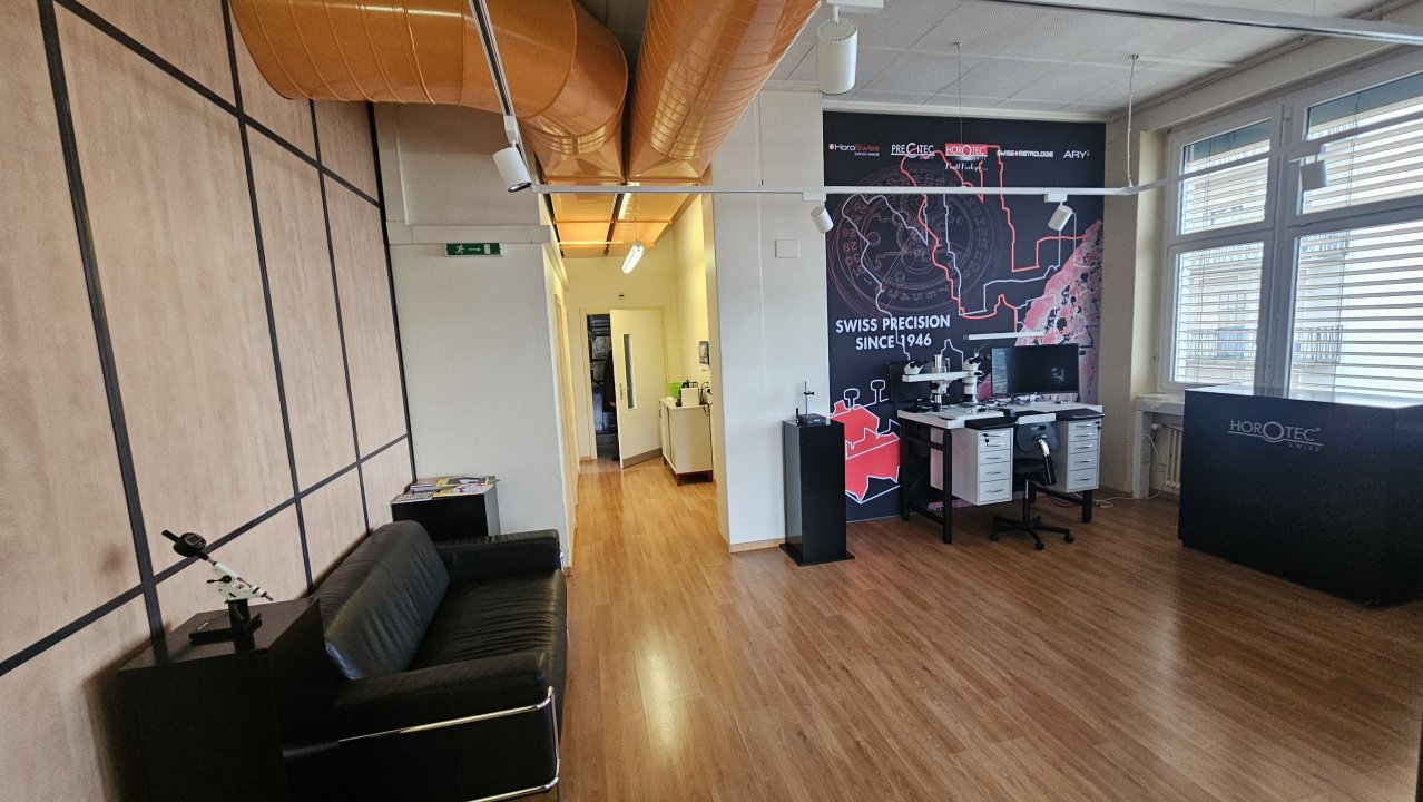 213m² storage room