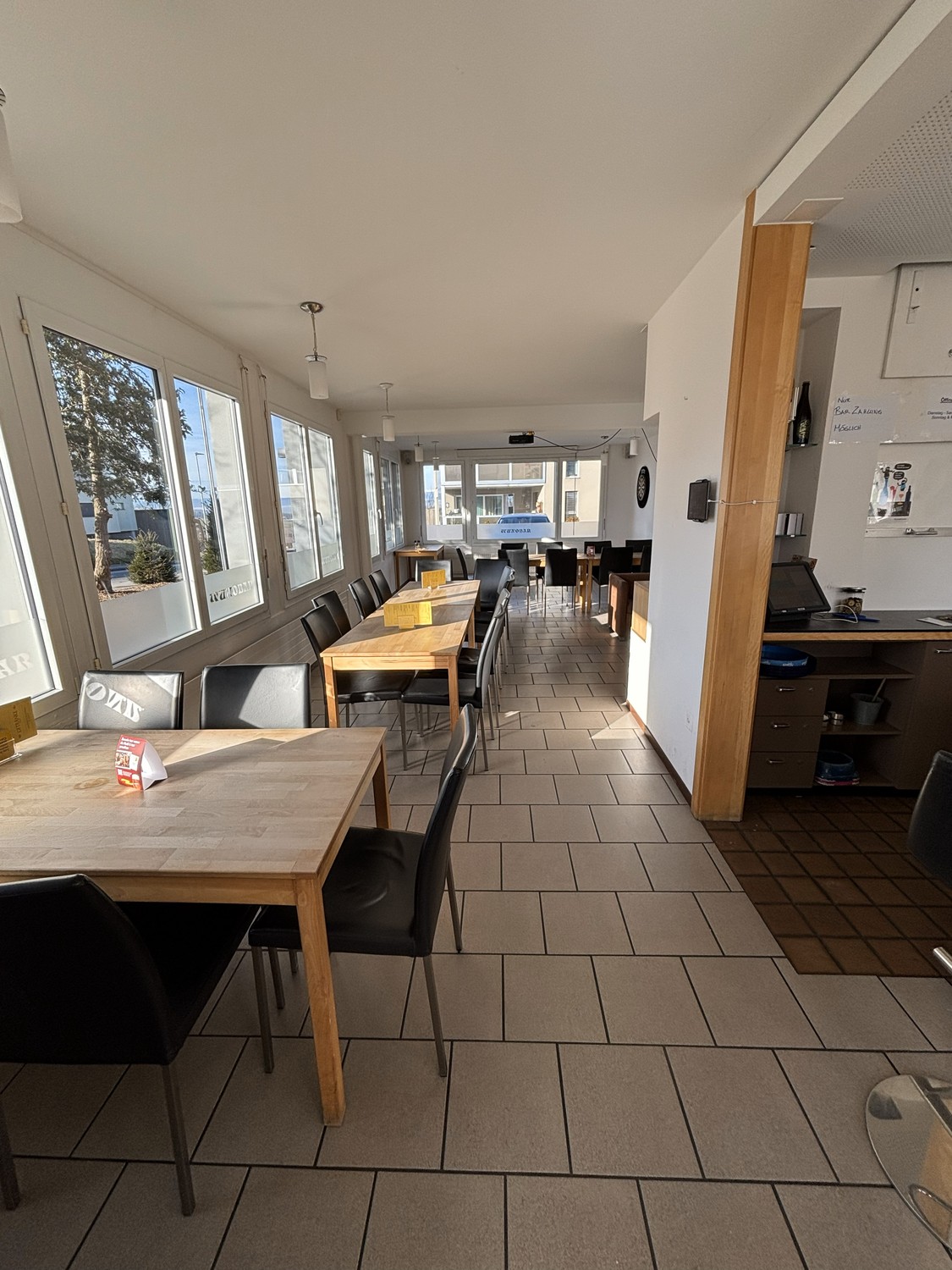 restaurant de 186m², photo 2 sur 10