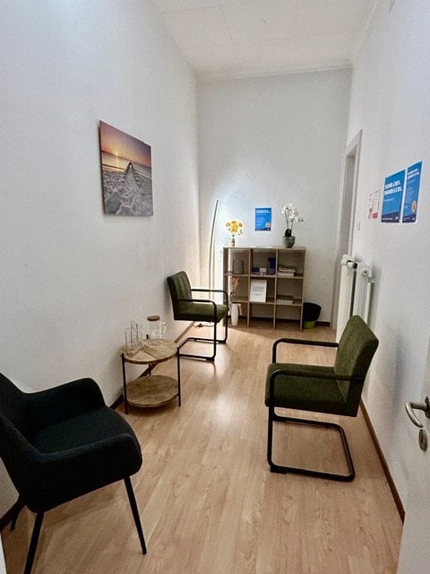 2 room single room, photo 3 sur 3