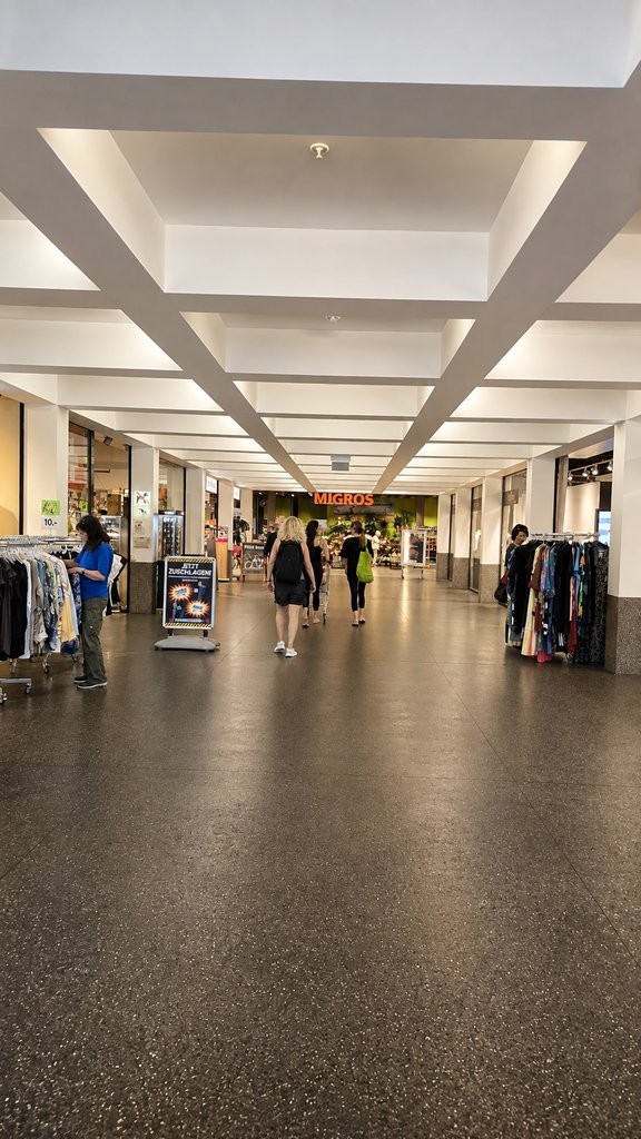 163m² de commerce