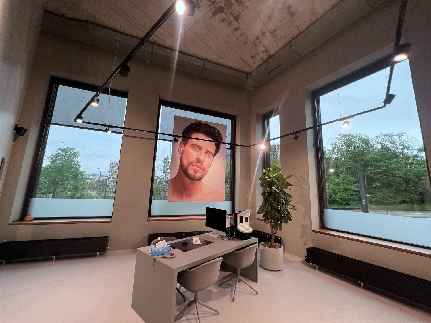 194m² bureau, photo 5 sur 5