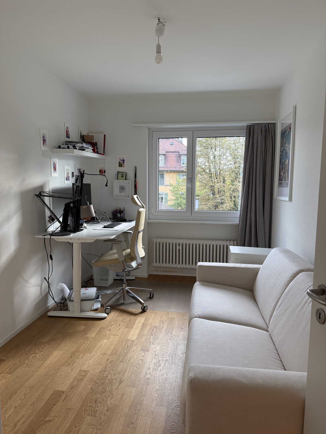 Lumineux appartement de 3.5 pièces avec deux balcons à Klusplatz (District 7)