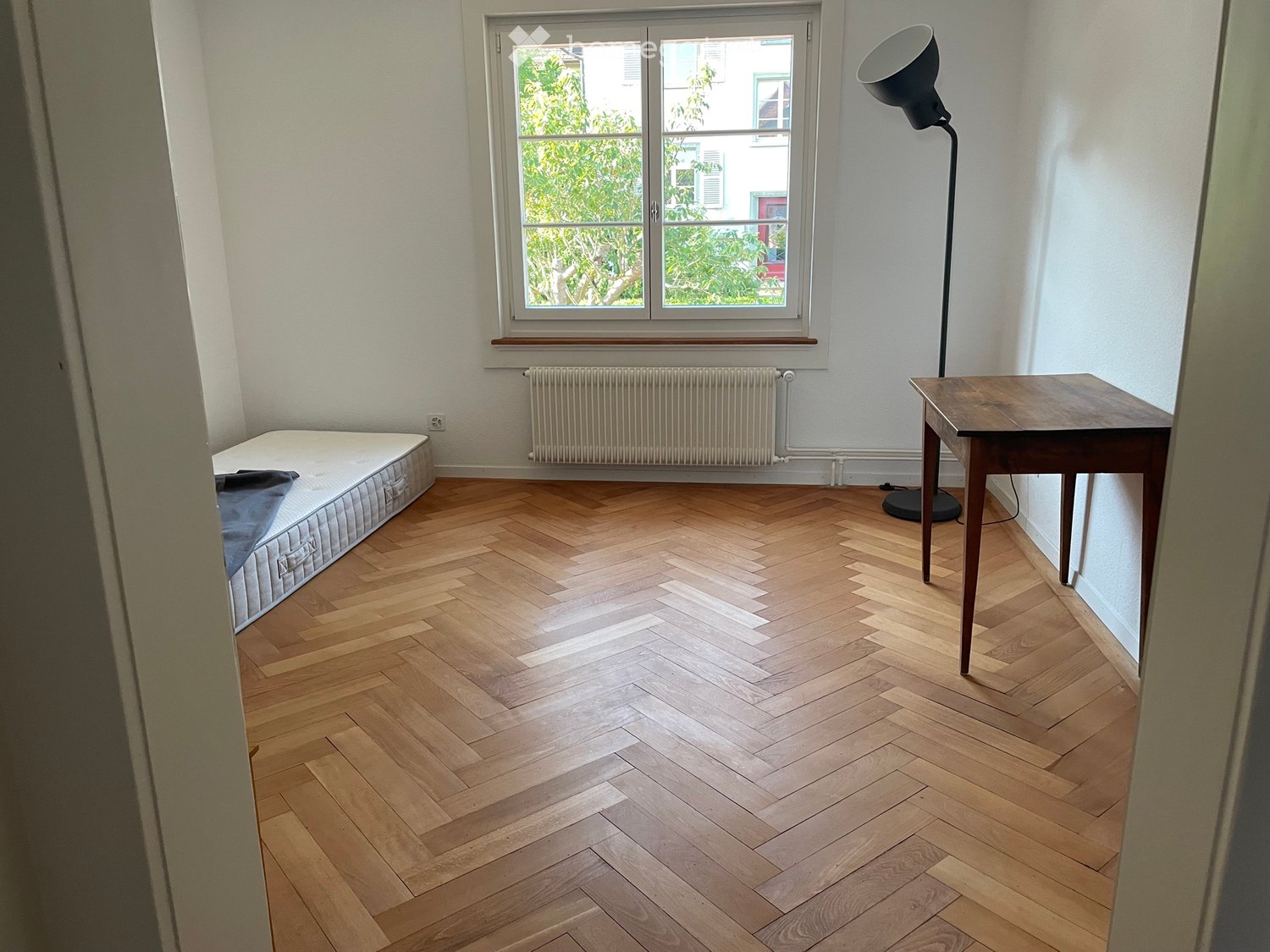 1 pièce chambre individuelle, photo 1 sur 2