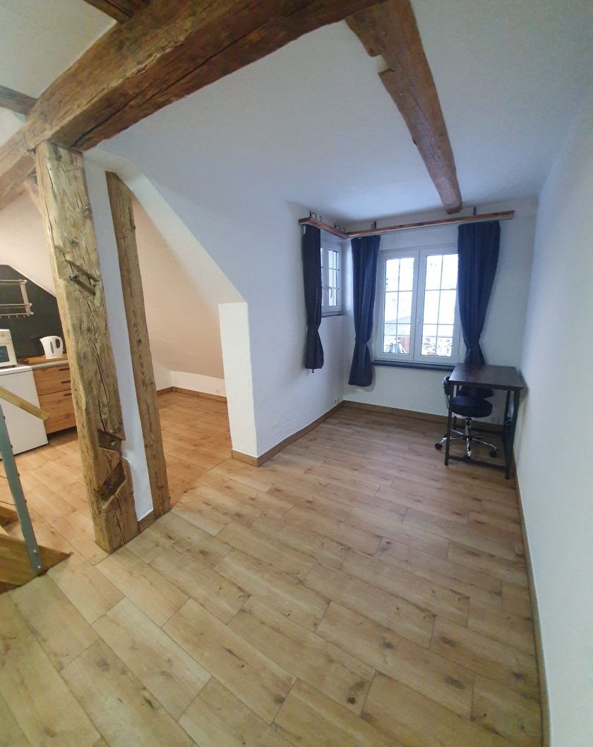 Chambre dans un appartement partagé