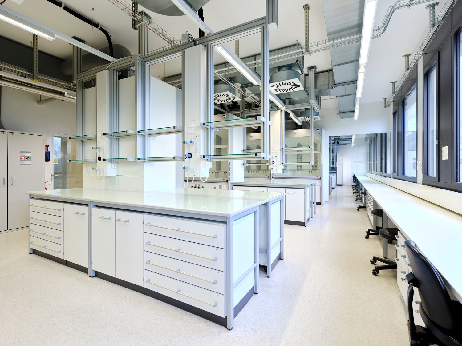 objet industriel de 3500m²
