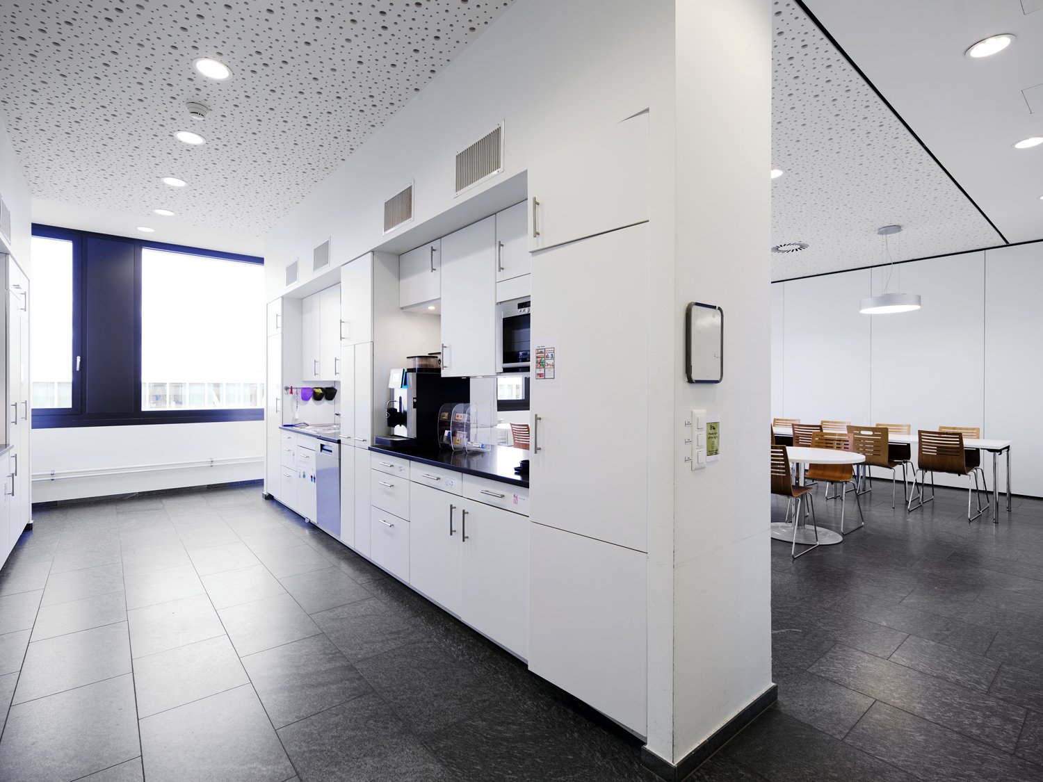 objet industriel de 3500m²