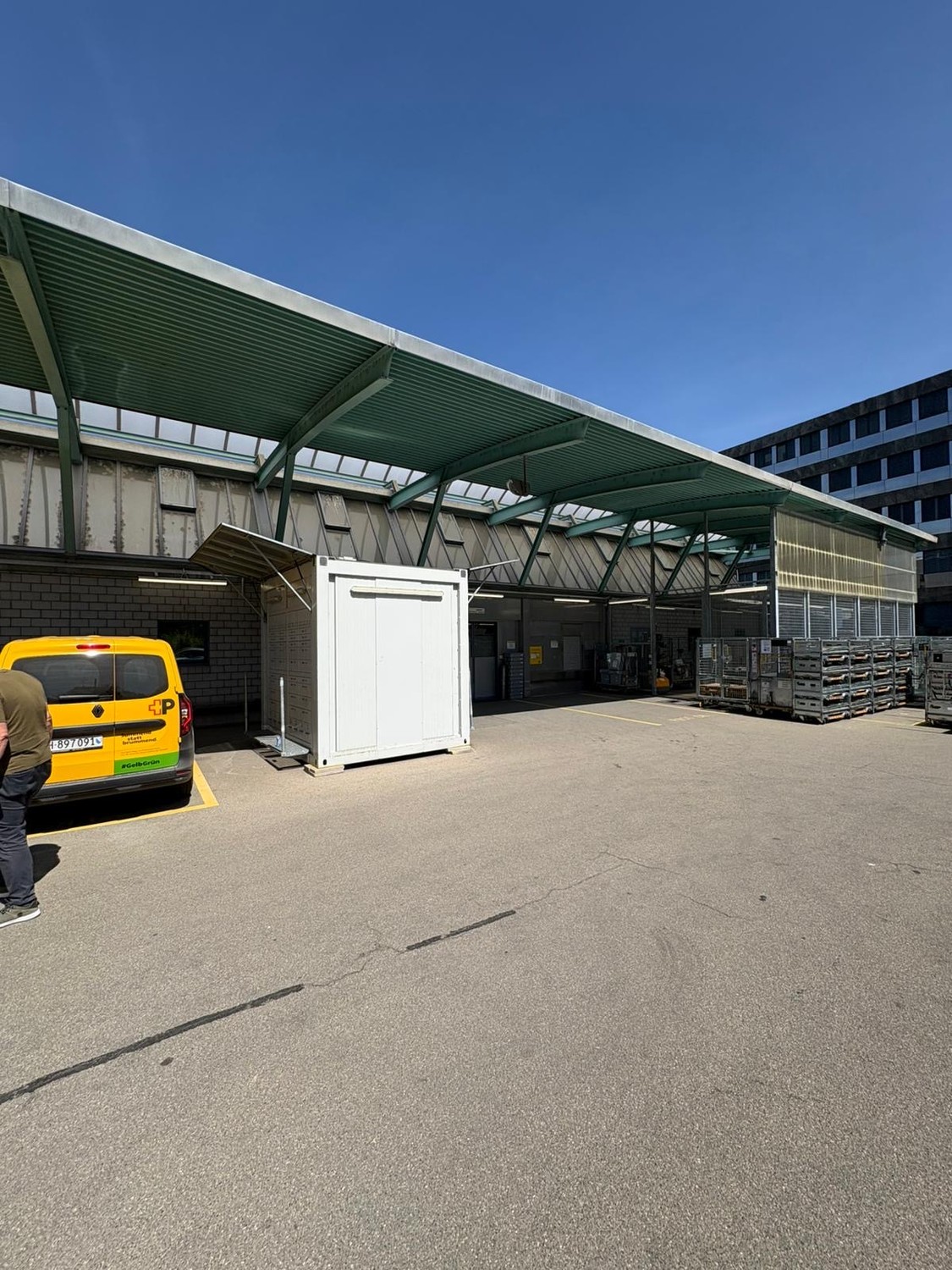 784m² commercial, photo 5 sur 9