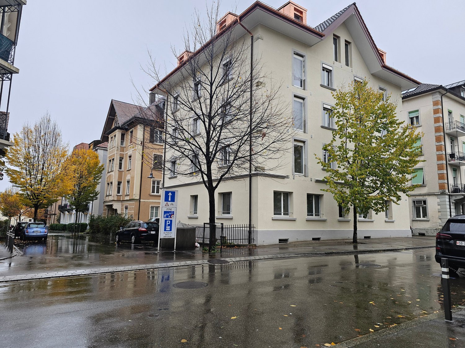Pièce de loisirs, photo 1 sur 10