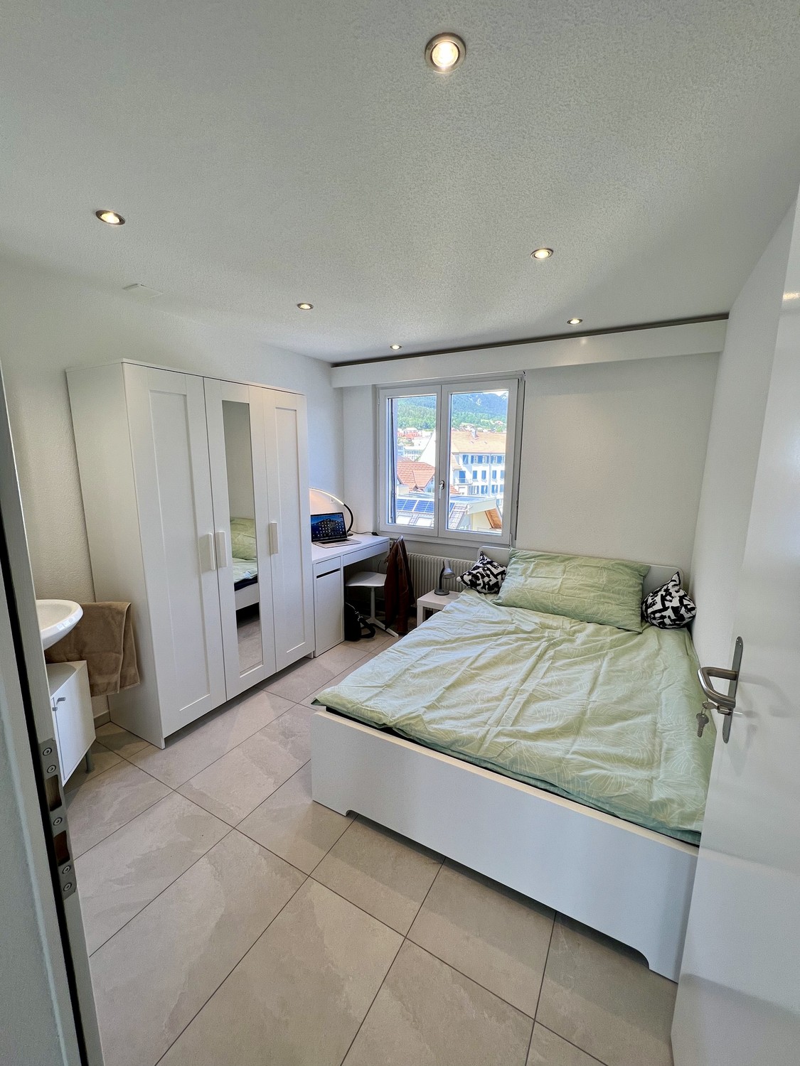 Chambre en colocation, photo 2 sur 8