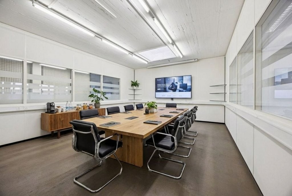 269m² bureau