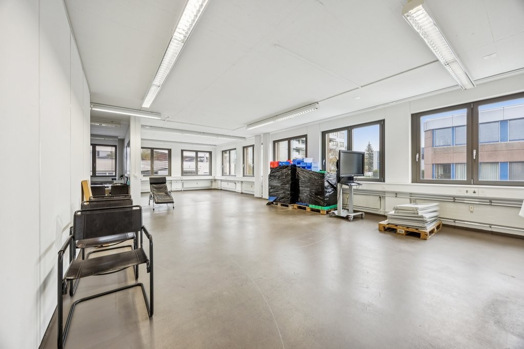269m² bureau