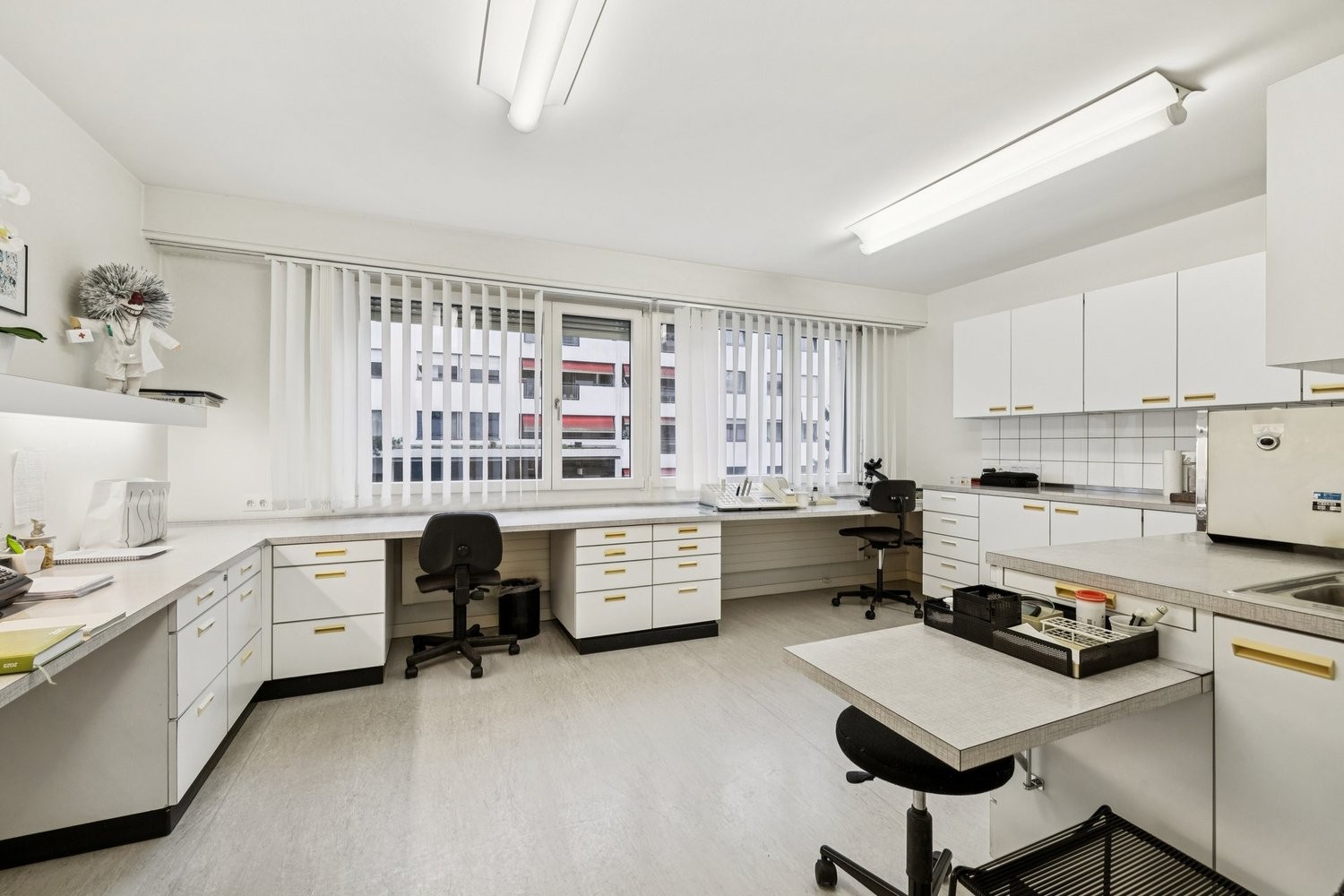 Bureau de 187m², photo 1 sur 10