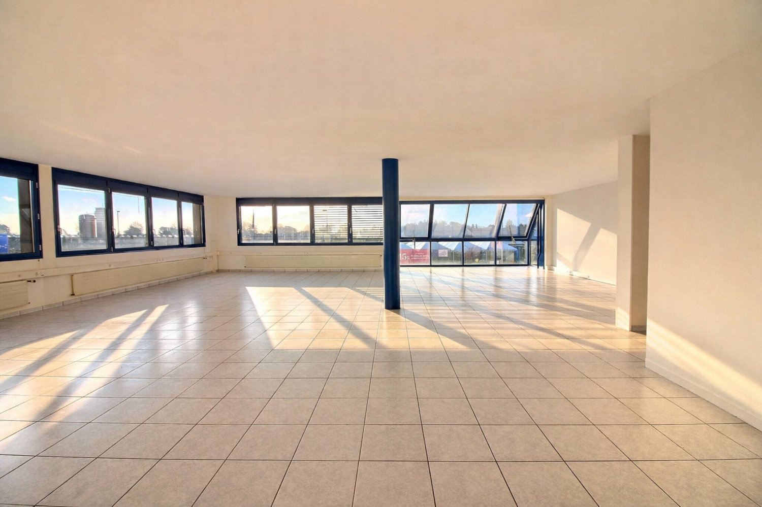 168m² office, photo 3 sur 9