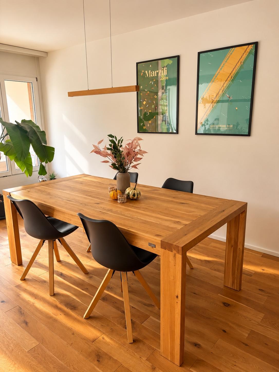 Chambre en colocation

Je sous-loue ma chambre meublée dans notre appartement de 4,5 pièces dans le beau quartier de Mattenhof à Berne de janvier à février.

L'appartement est situé à seulement 6 minutes à pied de l'Inselspital et est habité en commun avec deux médecins assistants. De plus, il dispo, photo 6 sur 6