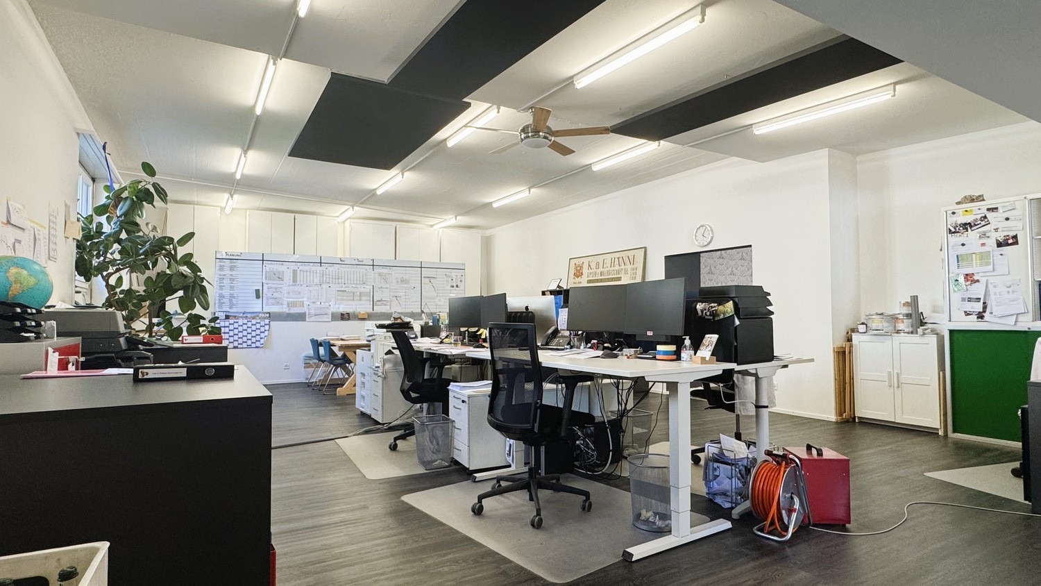 310m² commercial