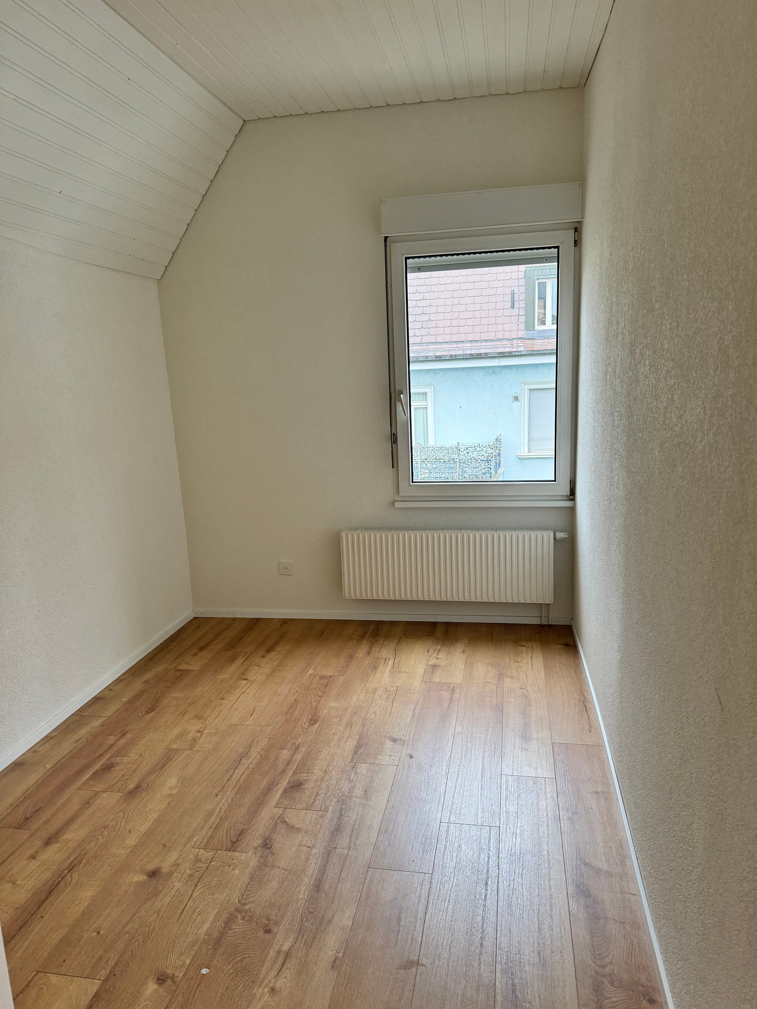 4 ½ pièces appartement en attique