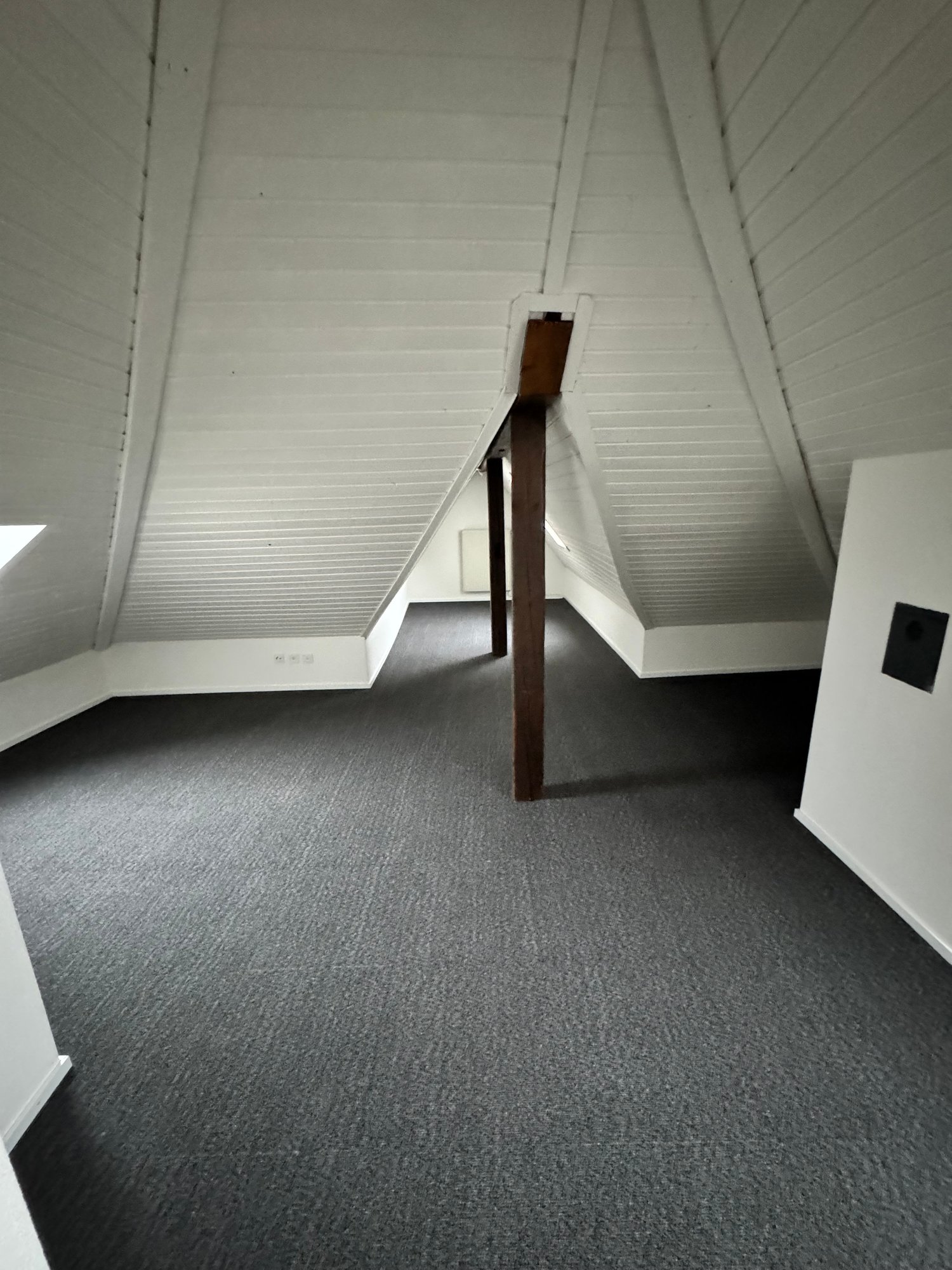 4 ½ pièces appartement en attique