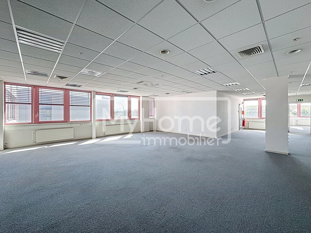 negozio di 805m²