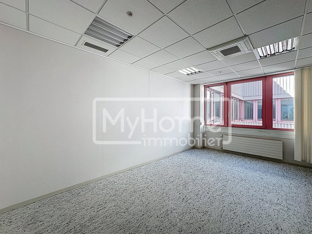 negozio di 805m²